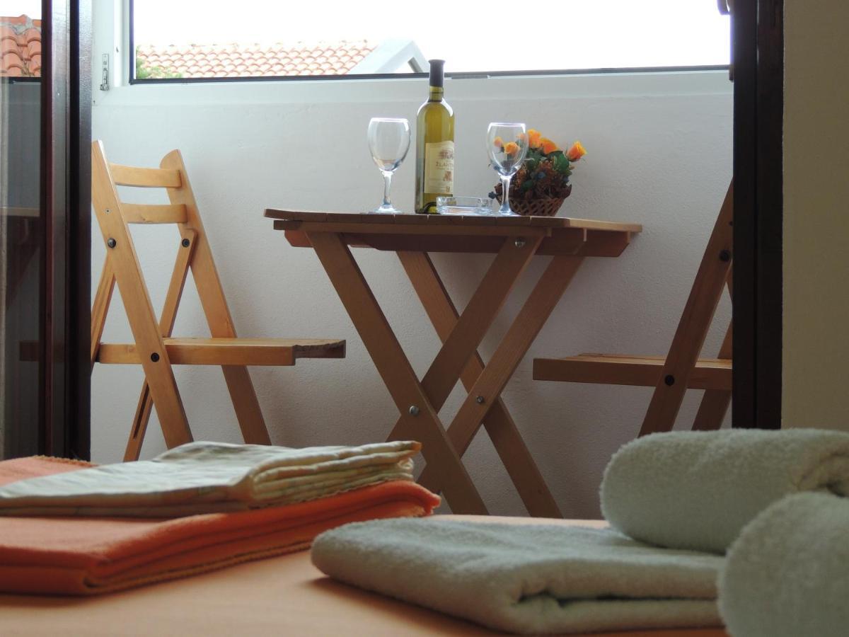 Apartments And Rooms Bova باشْكا المظهر الخارجي الصورة