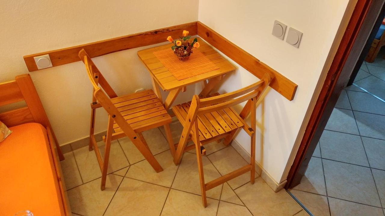 Apartments And Rooms Bova باشْكا المظهر الخارجي الصورة
