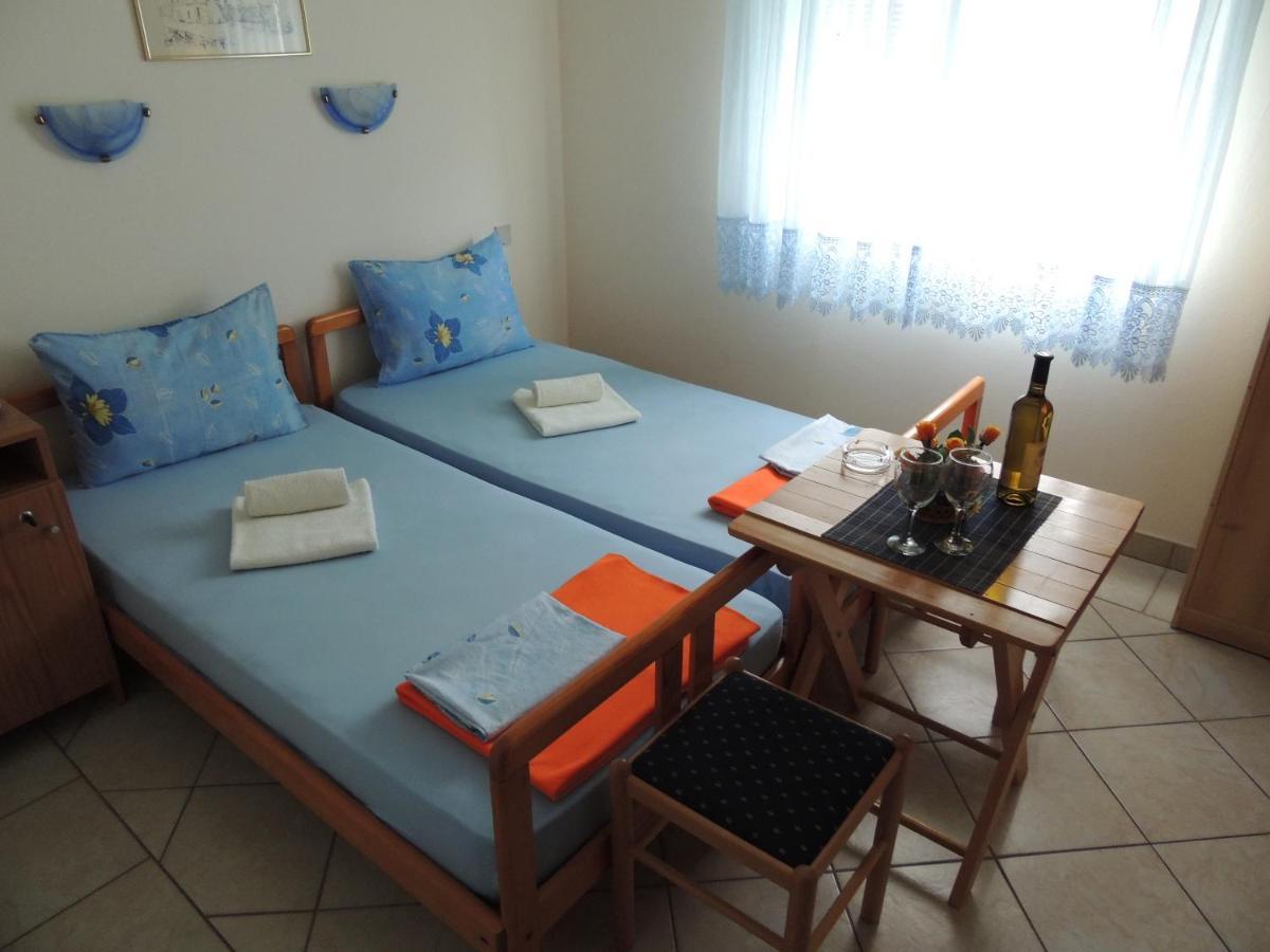 Apartments And Rooms Bova باشْكا المظهر الخارجي الصورة