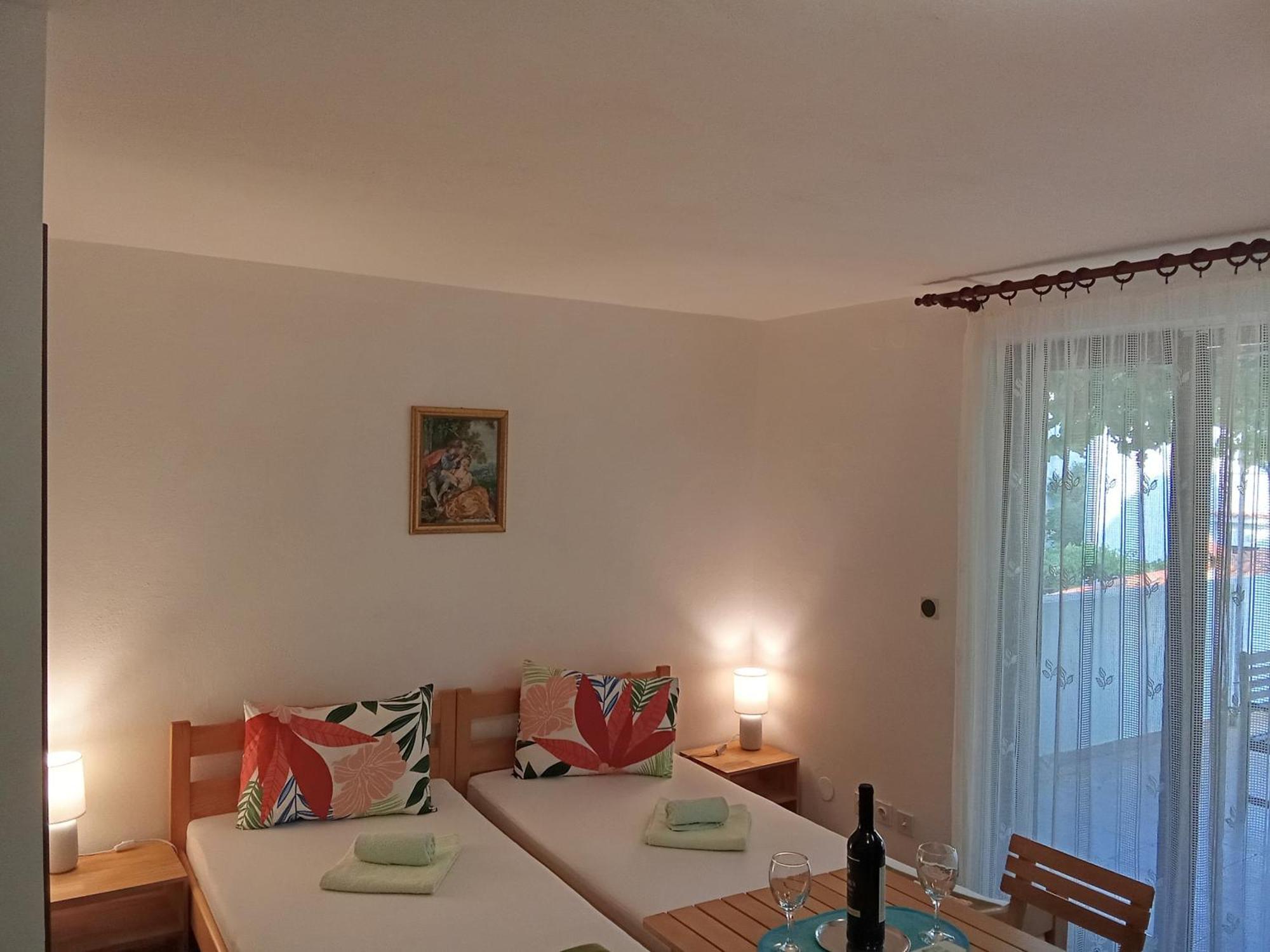 Apartments And Rooms Bova باشْكا المظهر الخارجي الصورة