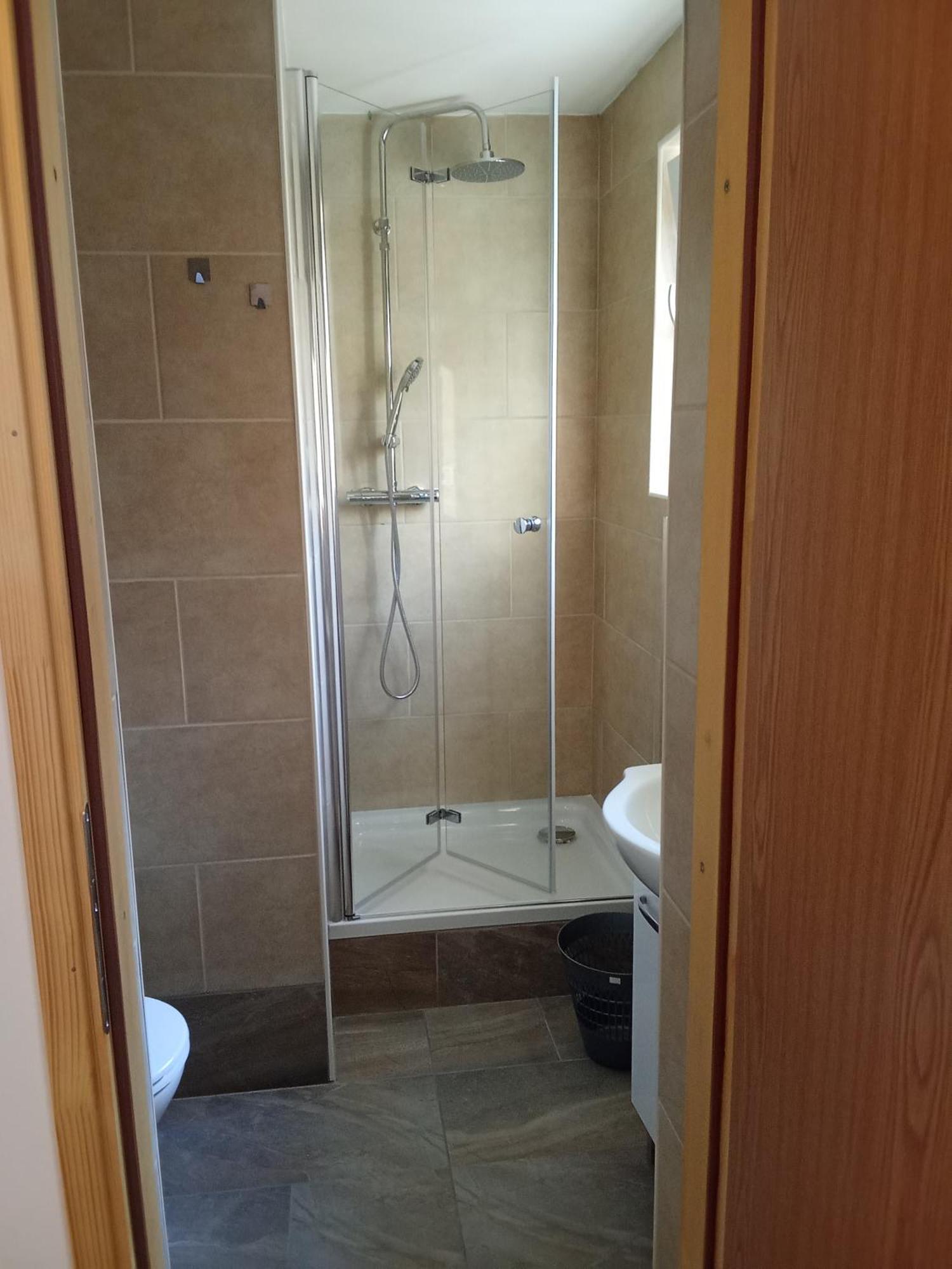 Apartments And Rooms Bova باشْكا المظهر الخارجي الصورة